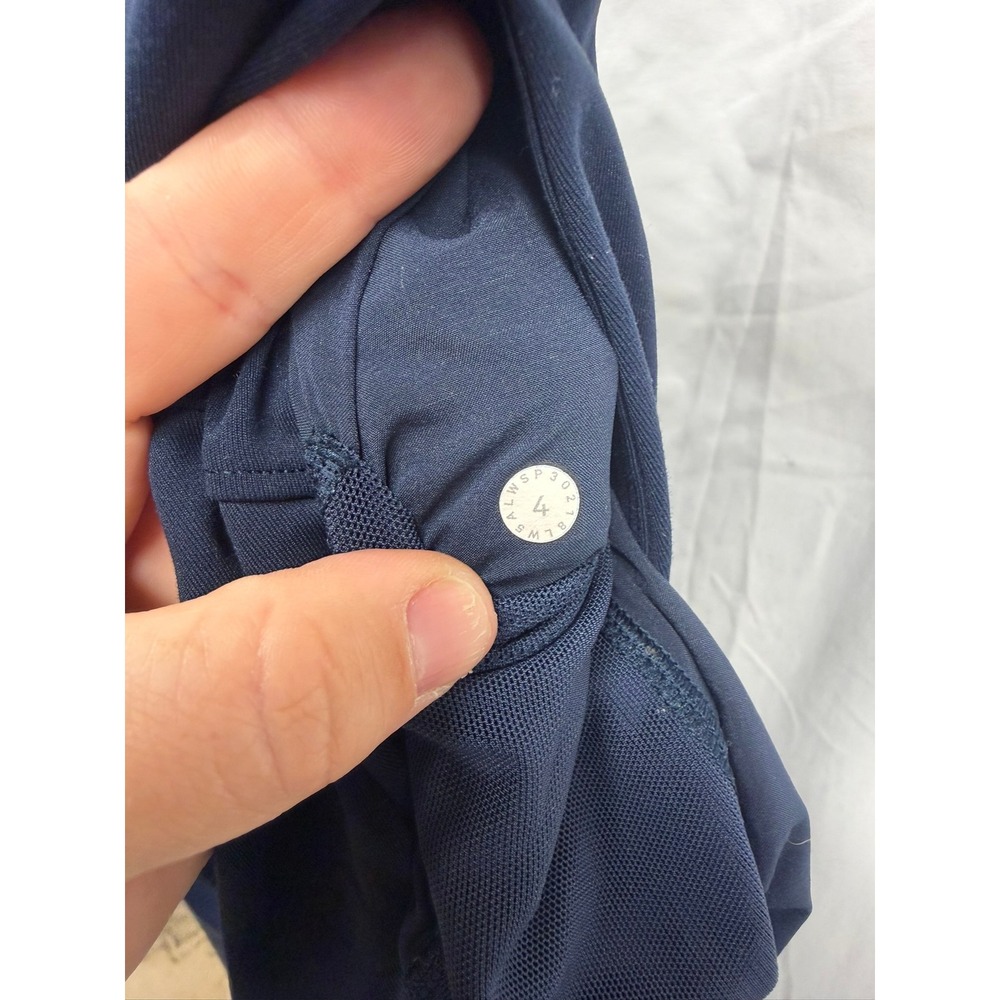 Lululemon Women's Sz 4 On the Fly Pant Jogger 28" in MIdnight Navy - Picture 6 of 6